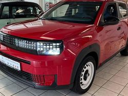 Passione rot Neu 2025 Fiat Grande Panda Red SUV | 23.990 € (Guter Preis)