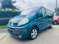 Blau Gebraucht 2007 Renault Trafic Privilege Van | 8.800 €