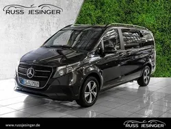 Graphite grey Gebraucht 2024 Mercedes V220 Van / Kleinbus | 57.850 € (Teuer)