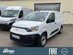 Weiss Gebraucht 2022 Fiat e-Doblò Van / Kleinbus | 22.598 € (Guter Preis)