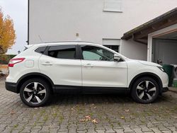 Weiß Gebraucht 2016 Nissan Qashqai N-Connecta SUV | 10.000 € (Fairer Preis)