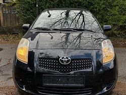 Schwarz Gebraucht 2008 Toyota Yaris Team Limousine | 2.650 € (Teuer)