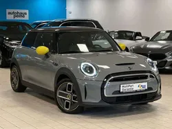 Moonwalk grey (metallic) Gebraucht 2021 Mini Cooper SE Kleinwagen | 15.999 € (Guter Preis)