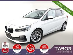 Weiss Gebraucht 2019 BMW 218 Active Tourer Sport Line Van / Kleinbus | 18.788 € (Fairer Preis)