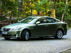 Grün Gebraucht 2006 Lexus IS250 Luxury Line Limousine | 12.000 € (Etwas zu teuer)