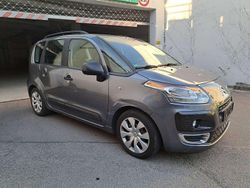 Lack grau mit schutzlack Gebraucht 2011 Citroën C3 Picasso Tendance Van / Kleinbus | 1.500 € (Superpreis)