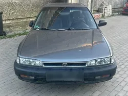Grau Gebraucht 1990 Honda Accord Limousine | 1.399 €