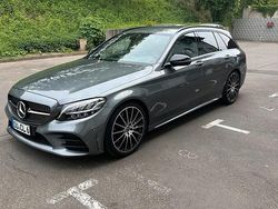Grau Gebraucht 2018 Mercedes C300 AMG line Kombi | 26.299 € (Fairer Preis)