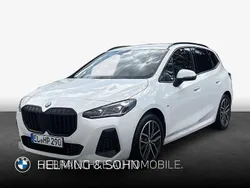 Weiß Neu 2025 BMW 220 Active Tourer M Sport Van / Kleinbus | 54.889 €