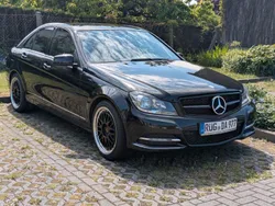 Schwarz Gebraucht 2012 Mercedes C180 Avantgarde Limousine | 12.999 € (Teuer)