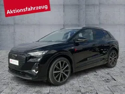 Schwarz Gebraucht 2025 Audi Q4 e-tron Sport SUV | 61.990 € (Teuer)