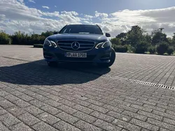 Gebraucht 2015 Mercedes E220 Edition Kombi | 20.000 € (Teuer)