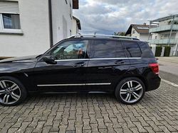 Schwarz Gebraucht 2012 Mercedes GLK350 SUV | 14.999 € (Teuer)