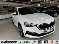 Weiss Gebraucht 2023 Skoda Scala Tour Kleinwagen | 20.990 € (Fairer Preis)