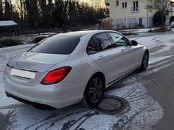 Weiß Gebraucht 2019 Mercedes C300 Limousine | 20.900 € (Guter Preis)