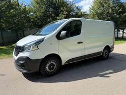 Weiß Gebraucht 2019 Renault Trafic Komfort Van | 7.990 € (Superpreis)