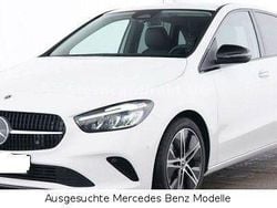 Polarweiß Gebraucht 2024 Mercedes B180 Progressive Van / Kleinbus | 29.890 € (Guter Preis)