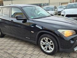 Schwarz Gebraucht 2011 BMW X1 SUV | 8.200 € (Fairer Preis)