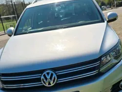 Silber Gebraucht 2015 VW Tiguan Cup SUV | 11.300 € (Fairer Preis)