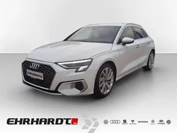 Gletscherweiß metallic Gebraucht 2023 Audi A3 Sportback Advanced Limousine | 30.890 € (Teuer)