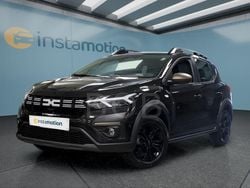 Schwarz Gebraucht 2024 Dacia Sandero Stepway Kleinwagen | 18.599 € (Etwas zu teuer)