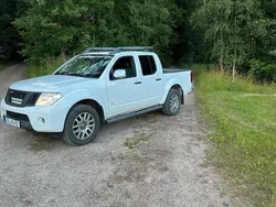 Weiß Gebraucht 2013 Nissan Navara Abholung | 11.900 € (Fairer Preis)