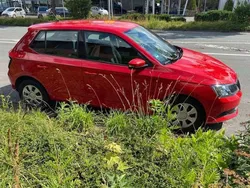 Rot Gebraucht 2018 Skoda Fabia Active Limousine | 7.600 € (Guter Preis)