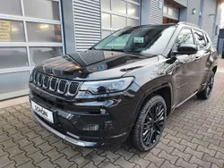 Black clear coat Gebraucht 2023 Jeep Compass SUV | 34.990 € (Teuer)