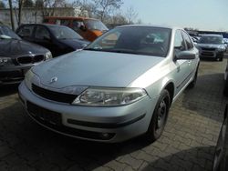 Silber Gebraucht 2004 Renault Laguna II Limousine | 750 € (Superpreis)