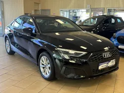 Schwarz Gebraucht 2022 Audi A3 Basis Limousine | 24.400 € (Fairer Preis)