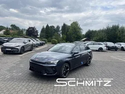 Grau Neu 2025 Cupra Leon VZ2 Limousine | 42.995 € (Fairer Preis)