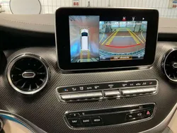 Weiß Gebraucht 2019 Mercedes V300 Avantgarde Edition Van / Kleinbus | 44.000 €