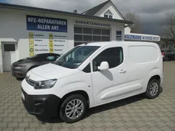 Weiß Gebraucht 2019 Citroën Berlingo Van / Kleinbus | 12.900 € (Superpreis)