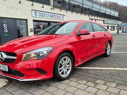 Rot Gebraucht 2018 Mercedes CLA220 Shooting Brake Kombi | 19.500 € (Superpreis)