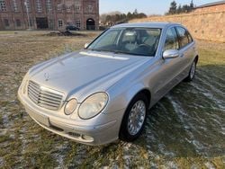 Silber Gebraucht 2005 Mercedes E220 Elegance Limousine | 3.500 € (Guter Preis)