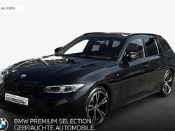 Saphirschwarz metallic Gebraucht 2024 BMW 318 Performance Kombi | 36.430 € (Fairer Preis)