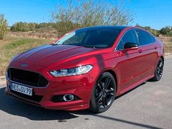 Rot Gebraucht 2015 Ford Mondeo Titanium Limousine | 11.900 € (Fairer Preis)