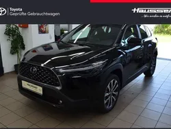 Schwarz Neu 2025 Toyota Corolla Cross SUV | 38.340 € (Etwas zu teuer)
