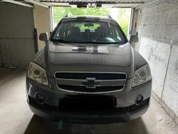 Grau Gebraucht 2012 Chevrolet Captiva SUV | 7.899 € (Fairer Preis)