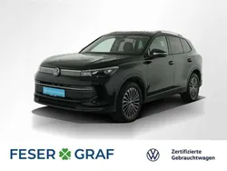 Deep black perleffekt Gebraucht 2024 VW Tiguan Life SUV | 37.440 € (Fairer Preis)