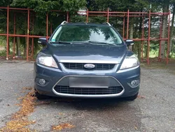 Schwarz Gebraucht 2011 Ford Focus Kombi | 3.000 € (Guter Preis)