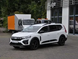Arktisweiß Gebraucht 2023 Dacia Jogger Extreme Van / Kleinbus | 25.500 € (Fairer Preis)