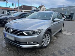 Grau Gebraucht 2016 VW Passat Kleinwagen | 9.300 € (Fairer Preis)