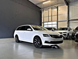 Weiß Gebraucht 2021 Skoda Octavia Ambition Kombi | 15.990 € (Superpreis)