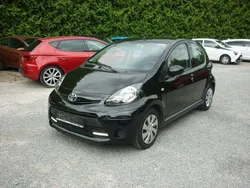 Schwarz Gebraucht 2013 Toyota Aygo Cool Kleinwagen | 4.500 € (Etwas zu teuer)