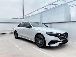 Weiß Neu 2025 Mercedes E200 AMG Line Premium Plus Limousine | 71.388 € (Superpreis)