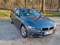Grau Gebraucht 2013 BMW 320 Comfort Edition Kombi | 8.999 € (Fairer Preis)