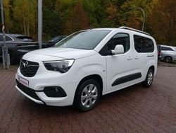 Weiß Gebraucht 2019 Opel Combo Life Edition Van / Kleinbus | 14.990 € (Fairer Preis)