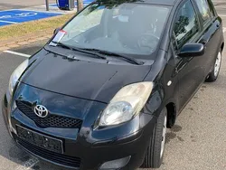 Schwarz Gebraucht 2009 Toyota Yaris Limousine | 3.000 € (Guter Preis)