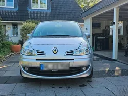 Silber Gebraucht 2008 Renault Grand Modus Van / Kleinbus | 3.000 €